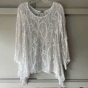 VINE STREET White mesh Bell Sleeve Asymmetrical Boho Layering Cover Up Top M
